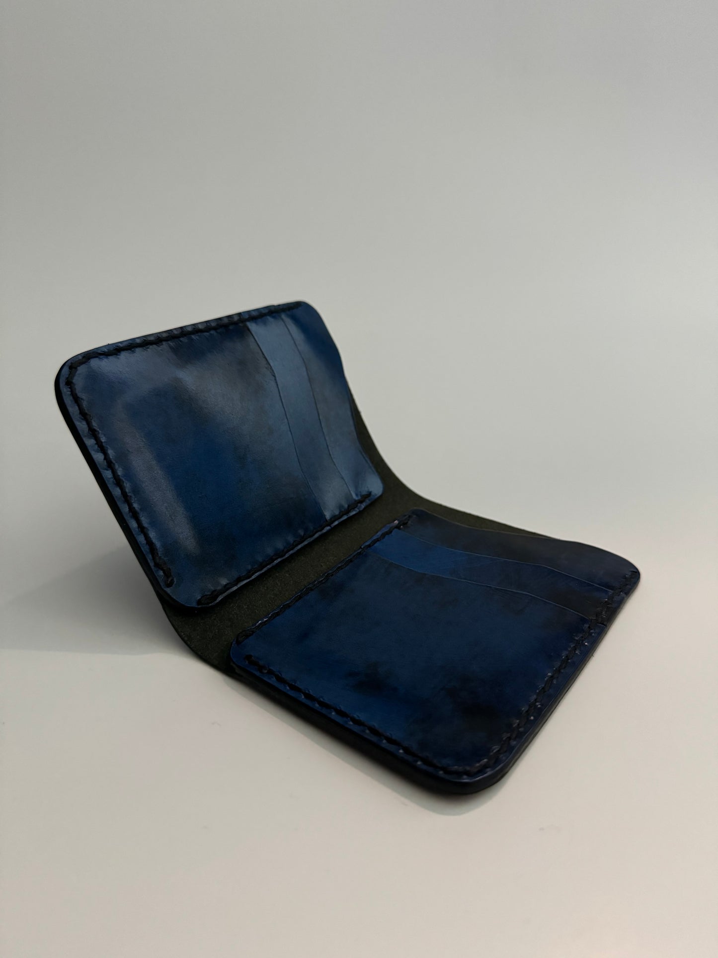 Open Pocket Minimalist Bifold Wallet